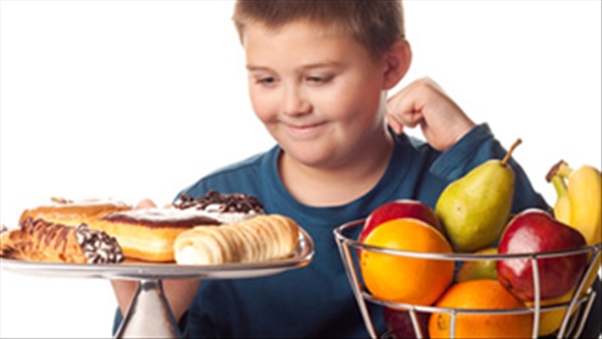 Lứa tuổi học đường cần có chế độ dinh dưỡng như thế nào?