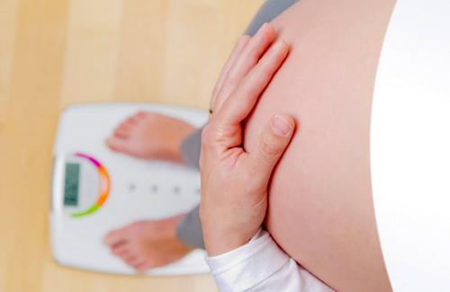 Gợi ý cách giúp chị em kiểm soát cân nặng khi mang thai