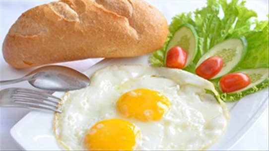 Để tăng cân lành mạnh, người gầy ăn gì vào bữa sáng?