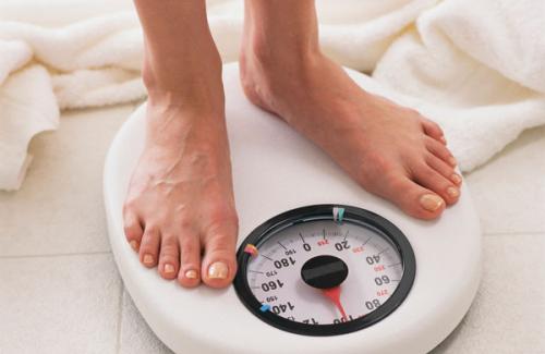 Bạn nên biết: Tại sao chúng ta thường tăng cân khi lớn tuổi?