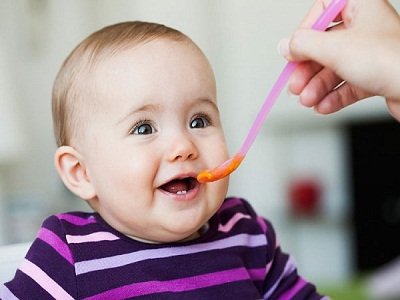 Hướng dẫn lựa chọn thực phẩm tốt nhất cho con bạn khi trẻ bị ho