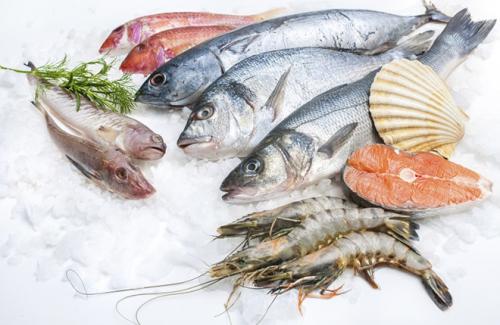 Phòng ngừa ngộ độc cho trẻ khi ăn thủy - hải sản như thế nào?