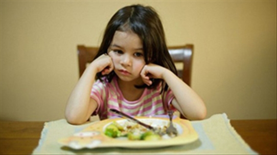 Những chế độ ăn cực phản khoa học với trẻ em các mẹ nên biết