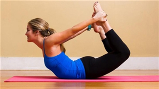 5 tư thế yoga giúp phòng bệnh mùa đông không thể bỏ qua