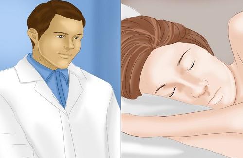 Bố làm bác sĩ luôn bắt con phải NẰM NGHIÊNG sang TRÁI khi ngủ, lý do là: