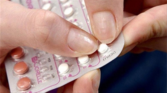 Có thể mang bầu nếu dùng thuốc tránh thai để dời kinh nguyệt?