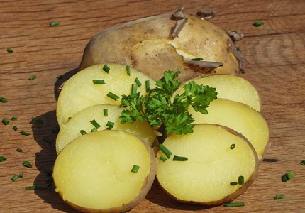 6 lý do bạn không nên loại khoai tây trong thực đơn hàng ngày
