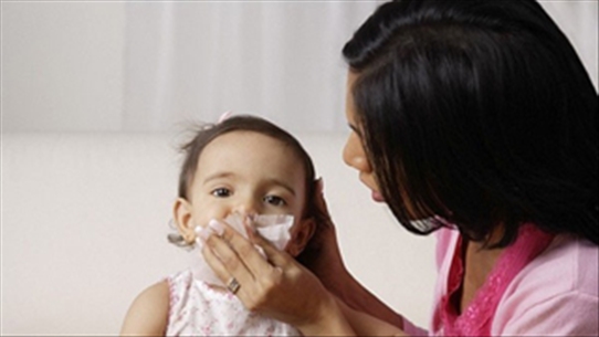 Những sai lầm khi điều trị sổ mũi cho trẻ mà nhiều người mắc phải