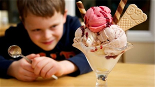 Đau đầu khi ăn kem, vì sao và có nguy cơ mắc bệnh gì hay không?