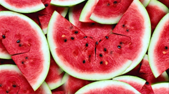 Những nguy hiểm khi ăn dưa hấu sai cách ngày nóng bức