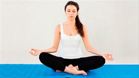 3 động tác yoga cho làn da đẹp và khỏe mạnh ít người biết đến