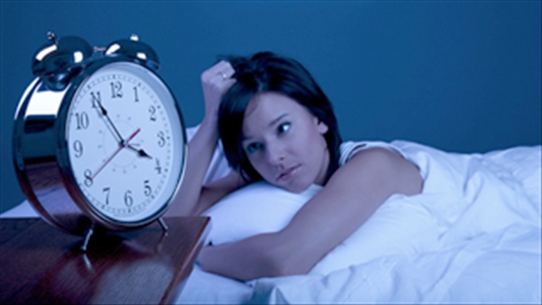 Mách nhỏ mẹo hay giúp bạn ngủ say chưa tới 10 phút