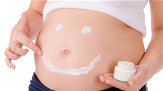 Loại bỏ vết rạn da khi mang thai bằng nguyên liệu an toàn