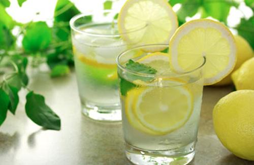 Cách sử dụng 4 loại nước uống trị đau dạ dày hiệu quả