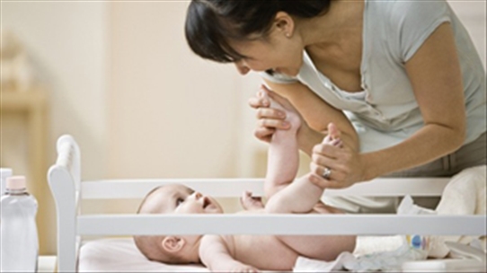 Hướng dẫn cách vệ sinh vùng kín cho con mẹ nào cũng nên biết