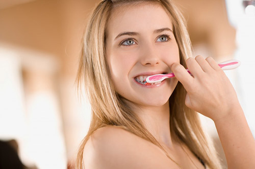 Nguy cơ ung thư chỉ vì đánh răng quá nhiều mà bạn chưa biết