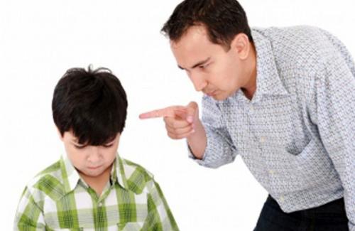 5 cách dạy con sai lầm khiến các bậc cha mẹ 'giật mình'