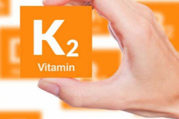 Vitamin K2 có vai trò gì trong bổ sung canxi tốt cho cơ thể