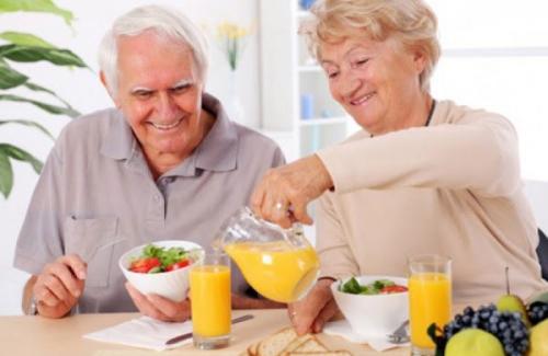 Bí quyết chặn nguy cơ suy dinh dưỡng ở người già hiệu quả
