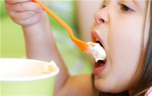 Những thực phẩm giúp giữ ấm cơ thể bố mẹ nên cho trẻ ăn nhiều vào mùa lạnh