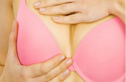 Những phụ nữ dễ mắc ung thư vú và cách phát hiện bệnh nhanh nhất