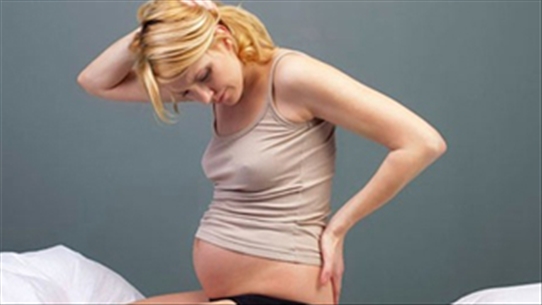 Cách chữa đau lưng vùng xương cùng cụt khi mang thai