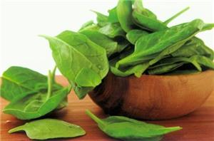 5 loại rau xanh sử dụng hàng ngày giúp bạn hạ huyết áp