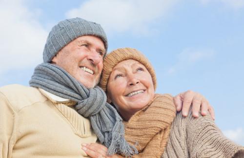 Bảo vệ sức khỏe người cao tuổi đúng cách trong mùa đông