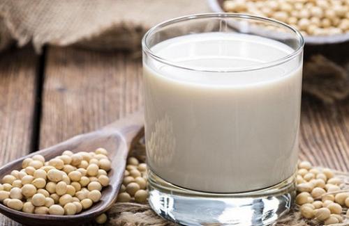 Những lưu ý khi uống sữa đậu nành: Không biết trước có thể gây hại cho sức khoẻ