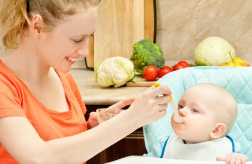 11 loại thực phẩm nên cẩn trọng đối với trẻ sơ sinh