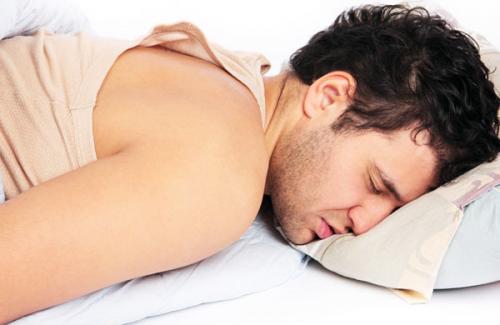 Bạn nên biết: Mất ngủ gây ảnh hưởng tới não tương tự như say rượu