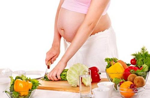 Những thực phẩm tốt cho sức khỏe bà mẹ sau khi sinh