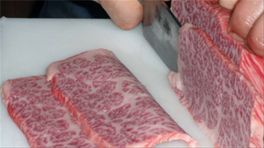 Có phải nhiều người đang thổi phồng giá trị thịt bò Kobe hay không?