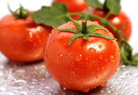 Lợi ích của cà chua giúp đẹp mẹ, khỏe con ít người biết đến