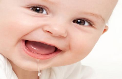8 cách đơn giản giúp trẻ giảm đau khi mọc răng mẹ nên biết