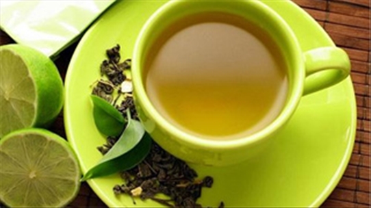 Bật mí lý do tại sao bạn nên uống một cốc trà xanh mỗi ngày