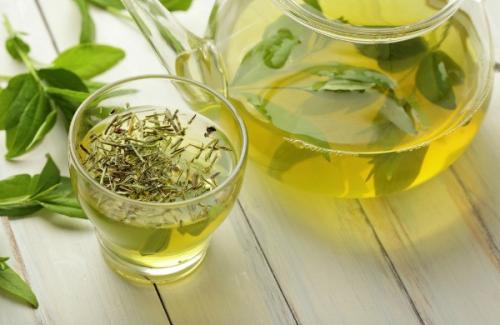 Khám phá 6 lợi ích tuyệt vời của trà xanh mang lại cho sức khỏe