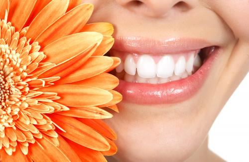 Bật mí bí quyết  giữ cho hàm răng của bạn chắc khỏe