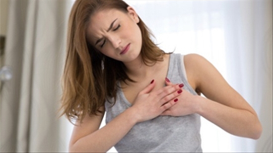 Dấu hiệu bệnh tim ở phụ nữ có gì khác so với nam giới?