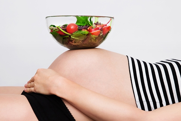 Vai trò quan trọng của axit folic với phụ nữ mang thai