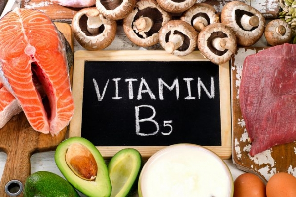 Vitamin B5 có tác dụng trị nghẹt mũi dứt điểm được hay không?
