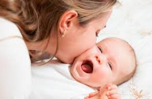Mẹ cần biết 6 điều cấm kỵ khi chăm sóc trẻ sơ sinh