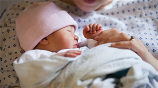 Những bệnh lý dễ gây tử vong ở trẻ sinh non các bố mẹ cần đặc biệt chú ý