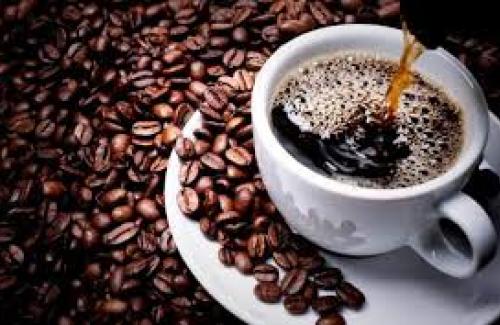 Giật mình với 5 cách mà caffein làm hại sức khỏe của bạn