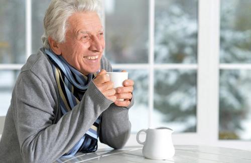 5 bệnh người cao tuổi dễ mắc khi giao mùa mọi người cần lưu ý