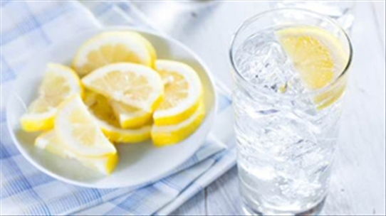 Nắng nóng uống nước thế nào là đúng và đủ để đảm bảo sức khỏe
