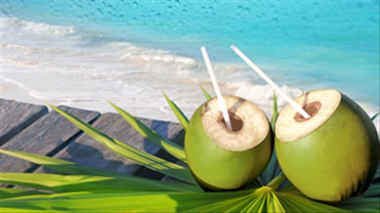 Nước dừa rất tốt cho sức khỏe nhưng bạn sẽ bất ngờ khi biết mặt trái của nước dừa