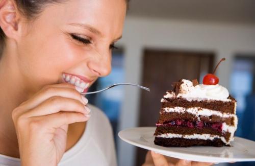 Bạn nhất định phải biết: Ăn nhiều đồ ngọt có tốt không?