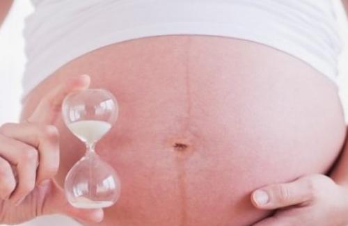 Cơ thể mẹ thay đổi trong từng giai đoạn mang thai: Thế nào là bình thường?