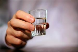 Rượu - Nguyên nhân gây gia tăng các bệnh ung thư da hiện nay